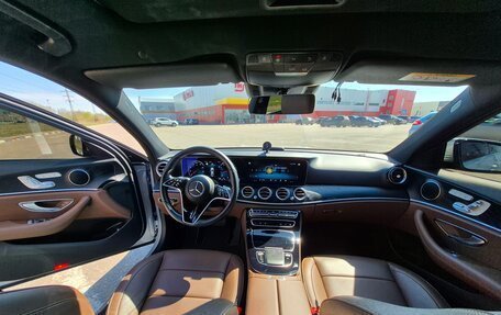 Mercedes-Benz E-Класс, 2022 год, 3 800 000 рублей, 22 фотография
