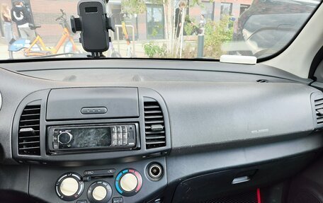 Nissan Micra III, 2006 год, 260 000 рублей, 6 фотография