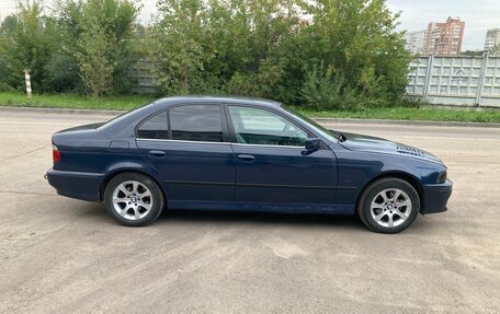 BMW 5 серия, 2001 год, 415 000 рублей, 3 фотография