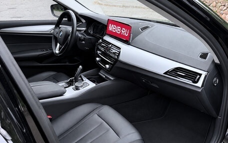 BMW 5 серия, 2017 год, 3 300 000 рублей, 11 фотография