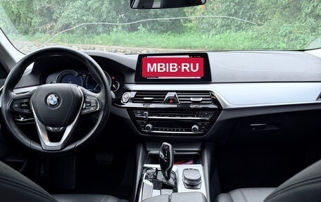 BMW 5 серия, 2017 год, 3 300 000 рублей, 7 фотография