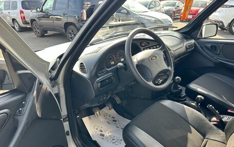 Chevrolet Niva I рестайлинг, 2007 год, 549 999 рублей, 10 фотография