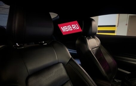 Ford Mustang VI рестайлинг, 2017 год, 2 299 999 рублей, 8 фотография