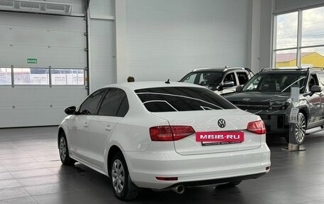 Volkswagen Jetta VI, 2015 год, 1 240 000 рублей, 2 фотография