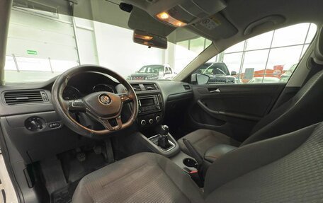 Volkswagen Jetta VI, 2015 год, 1 240 000 рублей, 13 фотография