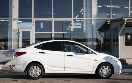 Hyundai Solaris II рестайлинг, 2013 год, 670 000 рублей, 8 фотография