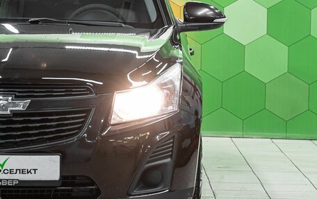 Chevrolet Cruze II, 2013 год, 700 000 рублей, 10 фотография