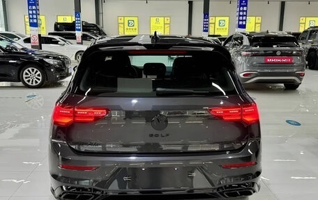 Volkswagen Golf VIII, 2023 год, 1 550 000 рублей, 5 фотография