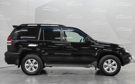 Toyota Land Cruiser Prado 120 рестайлинг, 2007 год, 2 700 000 рублей, 13 фотография