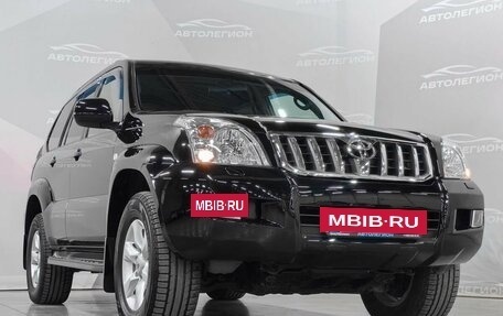 Toyota Land Cruiser Prado 120 рестайлинг, 2007 год, 2 700 000 рублей, 9 фотография