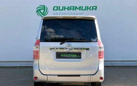 Toyota Noah III, 2009 год, 950 000 рублей, 6 фотография