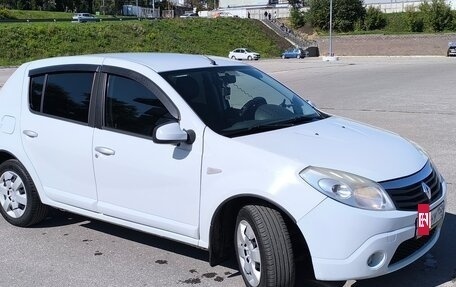 Renault Sandero I, 2012 год, 690 000 рублей, 4 фотография