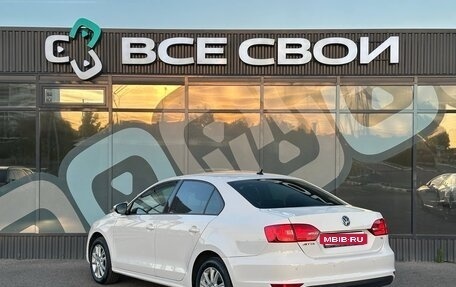 Volkswagen Jetta VI, 2011 год, 997 000 рублей, 3 фотография
