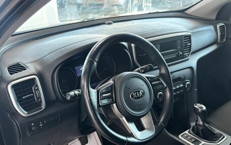 KIA Sportage IV рестайлинг, 2020 год, 2 149 000 рублей, 9 фотография