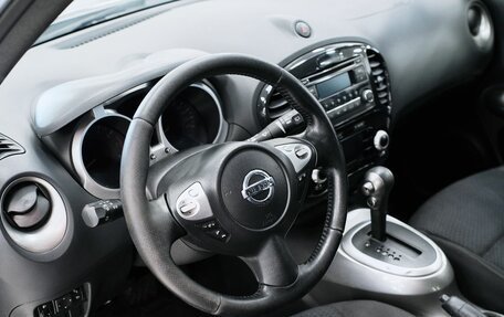 Nissan Juke II, 2013 год, 968 000 рублей, 11 фотография