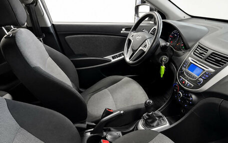 Hyundai Solaris II рестайлинг, 2013 год, 820 000 рублей, 11 фотография