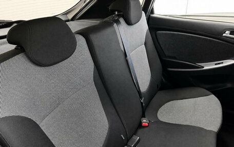 Hyundai Solaris II рестайлинг, 2013 год, 820 000 рублей, 17 фотография
