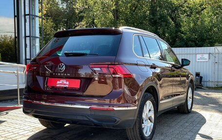 Volkswagen Tiguan II, 2021 год, 2 599 000 рублей, 3 фотография