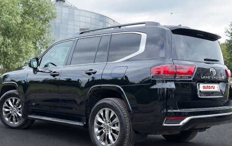 Toyota Land Cruiser, 2023 год, 13 500 000 рублей, 2 фотография