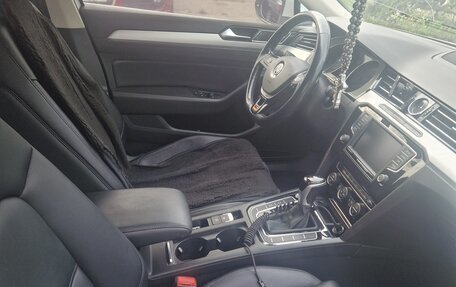 Volkswagen Passat B8 рестайлинг, 2016 год, 1 700 000 рублей, 6 фотография