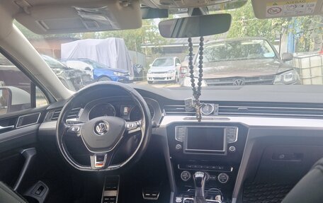 Volkswagen Passat B8 рестайлинг, 2016 год, 1 700 000 рублей, 7 фотография