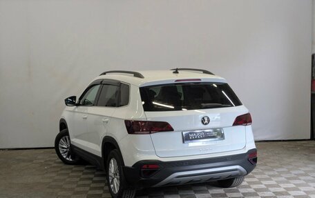 Volkswagen Taos, 2022 год, 2 450 000 рублей, 18 фотография
