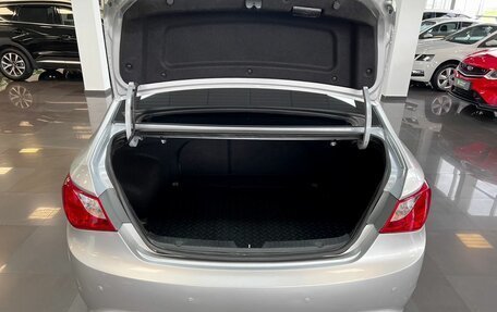 Hyundai Sonata VI, 2011 год, 945 000 рублей, 7 фотография