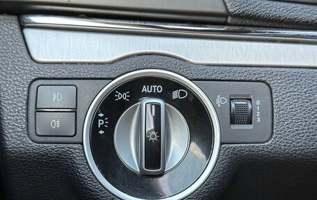 Mercedes-Benz E-Класс, 2011 год, 1 150 000 рублей, 23 фотография