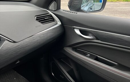 Geely Tugella FY11, 2023 год, 3 100 000 рублей, 24 фотография