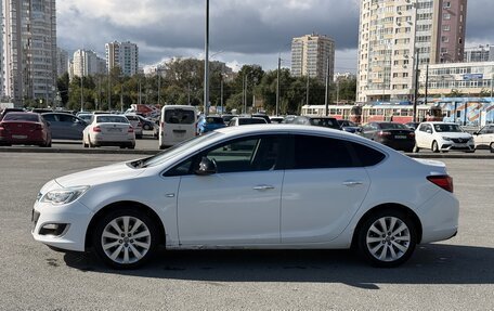 Opel Astra J, 2013 год, 800 000 рублей, 6 фотография