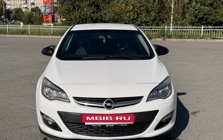 Opel Astra J, 2013 год, 800 000 рублей, 8 фотография