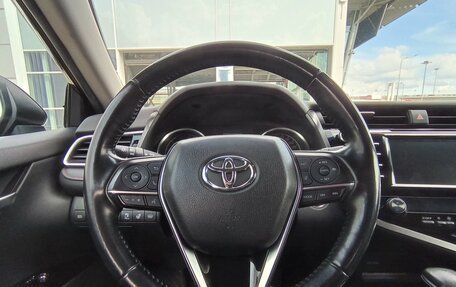 Toyota Camry, 2020 год, 2 880 000 рублей, 15 фотография