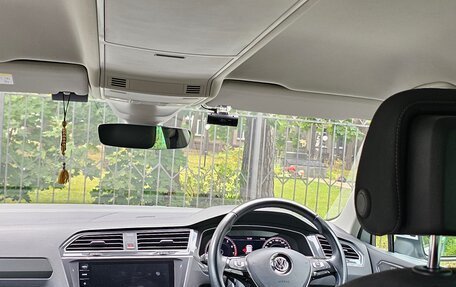 Volkswagen Tiguan II, 2018 год, 2 155 000 рублей, 8 фотография