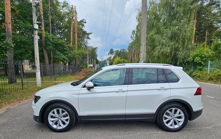 Volkswagen Tiguan II, 2018 год, 2 155 000 рублей, 4 фотография
