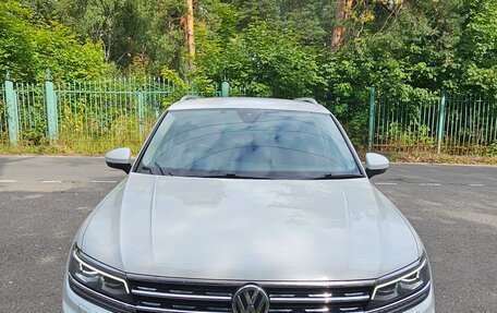 Volkswagen Tiguan II, 2018 год, 2 155 000 рублей, 23 фотография