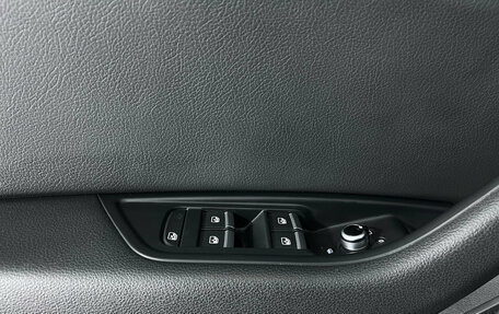 Audi A4, 2017 год, 2 247 000 рублей, 18 фотография