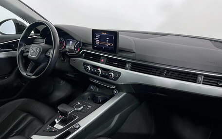 Audi A4, 2017 год, 2 247 000 рублей, 16 фотография