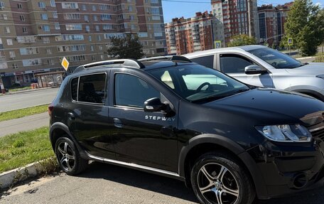 Renault Sandero II рестайлинг, 2015 год, 800 000 рублей, 3 фотография