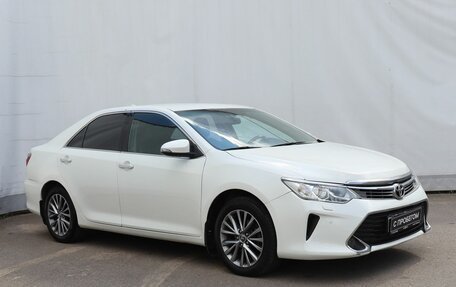 Toyota Camry, 2016 год, 2 050 000 рублей, 3 фотография
