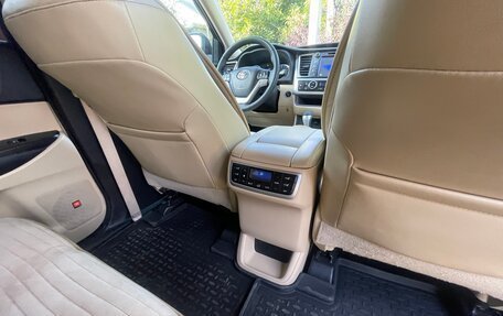 Toyota Highlander III, 2015 год, 2 950 000 рублей, 10 фотография