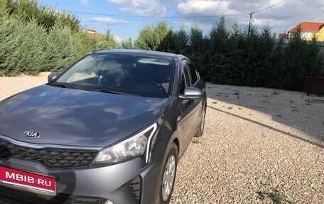 KIA Rio IV, 2021 год, 2 050 000 рублей, 3 фотография