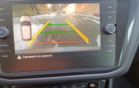 Volkswagen Tiguan II, 2018 год, 1 900 000 рублей, 11 фотография