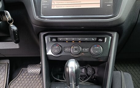 Volkswagen Tiguan II, 2018 год, 1 900 000 рублей, 12 фотография