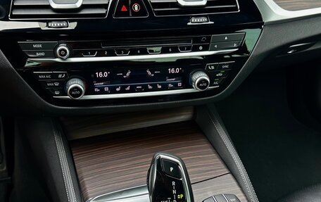 BMW 5 серия, 2017 год, 3 550 000 рублей, 10 фотография