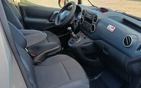 Peugeot Partner II рестайлинг 2, 2010 год, 580 000 рублей, 7 фотография