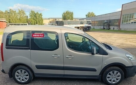 Peugeot Partner II рестайлинг 2, 2010 год, 580 000 рублей, 5 фотография