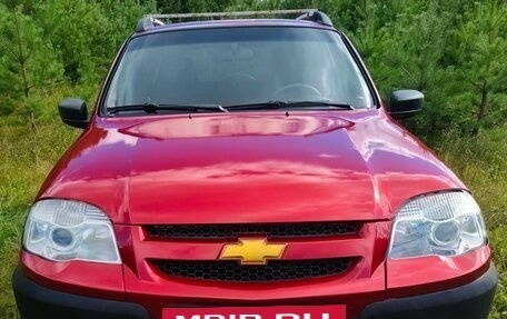 Chevrolet Niva I рестайлинг, 2017 год, 499 000 рублей, 7 фотография