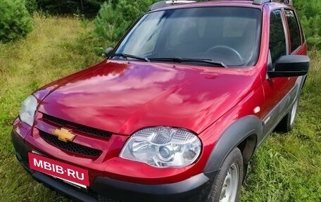 Chevrolet Niva I рестайлинг, 2017 год, 499 000 рублей, 6 фотография