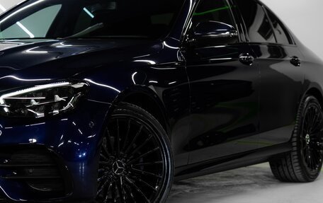 Mercedes-Benz E-Класс, 2020 год, 3 650 000 рублей, 5 фотография