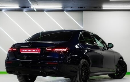 Mercedes-Benz E-Класс, 2020 год, 3 650 000 рублей, 6 фотография